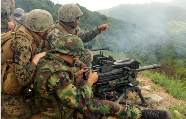 Nhung su kien quoc phong noi bat nam 2014 hinh anh