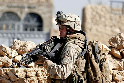 Cau be 4 tuoi o My ke chuyen kiep truoc hinh anh