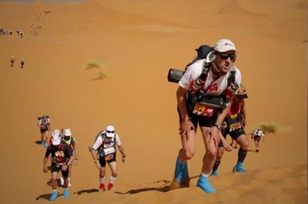 Ky uc kinh hoang sau 9 ngay lac o sa mac Sahara hinh anh