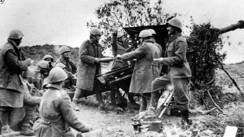 9 tran thua lich su cua nuoc manh truoc nuoc yeu (ky 1) hinh anh