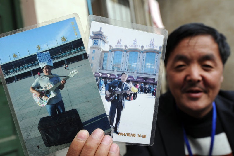 Wang Zhiyou là một người đàn ông 41 tuổi đến từ làng Yongping, tỉnh Hắc Long Giang, Trung Quốc. 15 năm qua, ông đã đi ăn xin trên đường phố, sau đó, tặng tiền cho những người cần giúp đỡ. Một số báo đài gọi ông là “người ăn xin hào phóng vùng Đông Bắc”.