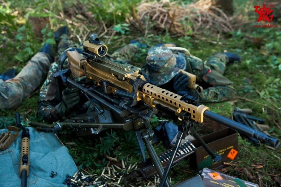 Uy luc sung truong HK121 cuc manh cua Duc hinh anh