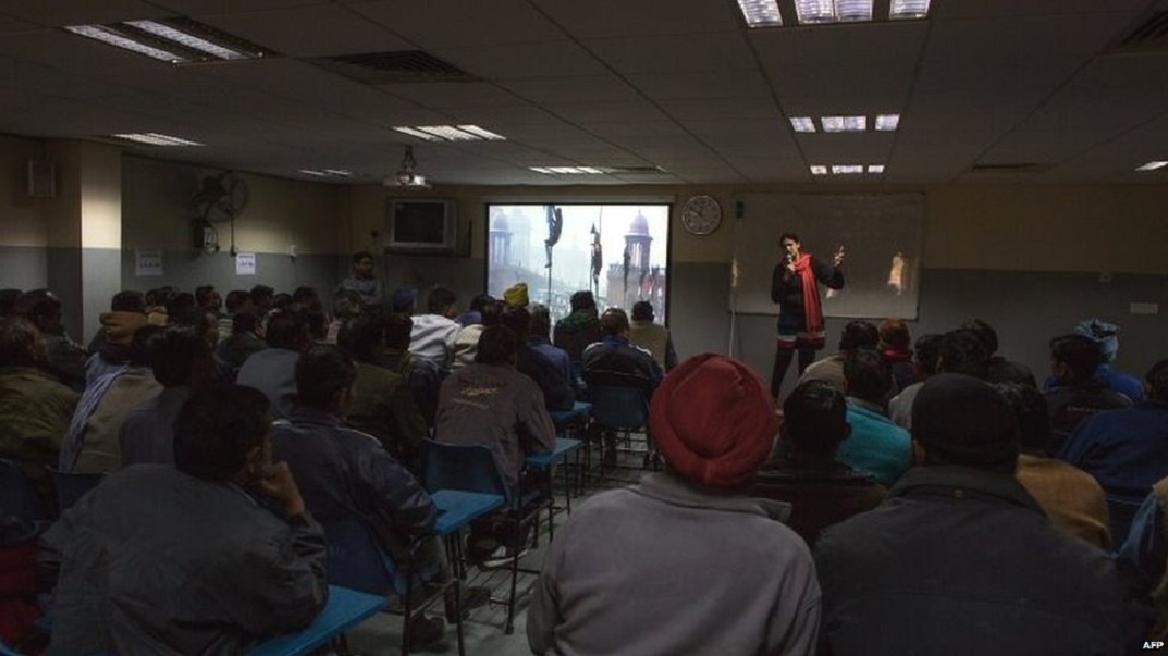 Kể từ vụ taxi Uber, Sở Giao thông thành phố Delhi bắt buộc các tài xế taxi và xe auto-rickshaw phải tham gia lớp học về nhạy cảm giới tính. Nhân viên thuộc Tổ chức từ thiện Sức khỏe Tinh thần Manas sẽ là giảng viên của các khóa học. Chính quyền thành phố dự kiến bắt đầu lớp học bắt buộc từ ngày 22/12, theo BBC.