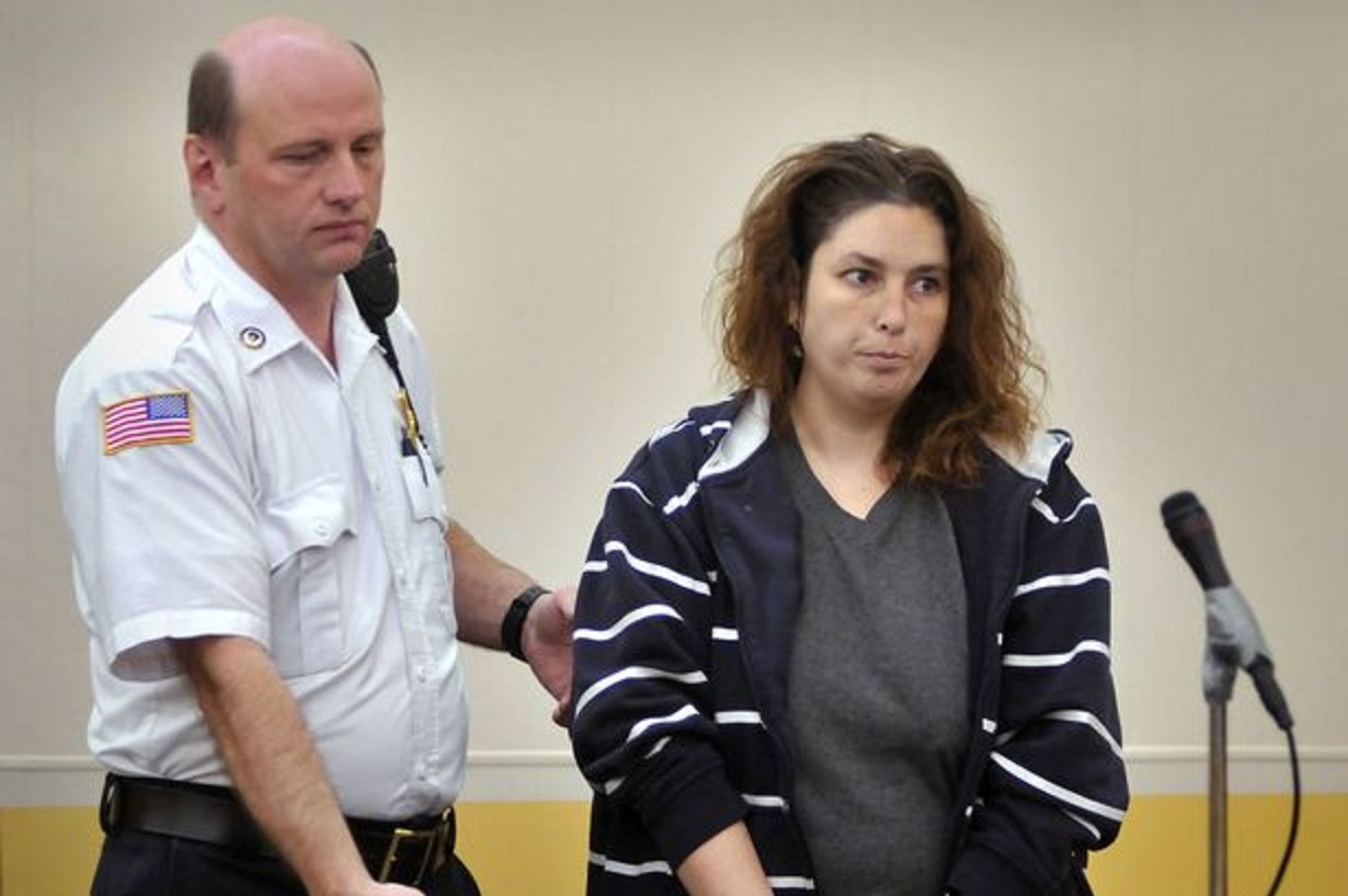 Nghi an bo, me nguoc dai khien 3 con chet o My hinh anh