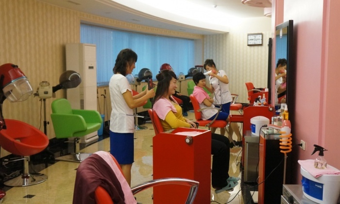 Thoi trang toc cua nguoi Trieu Tien hinh anh