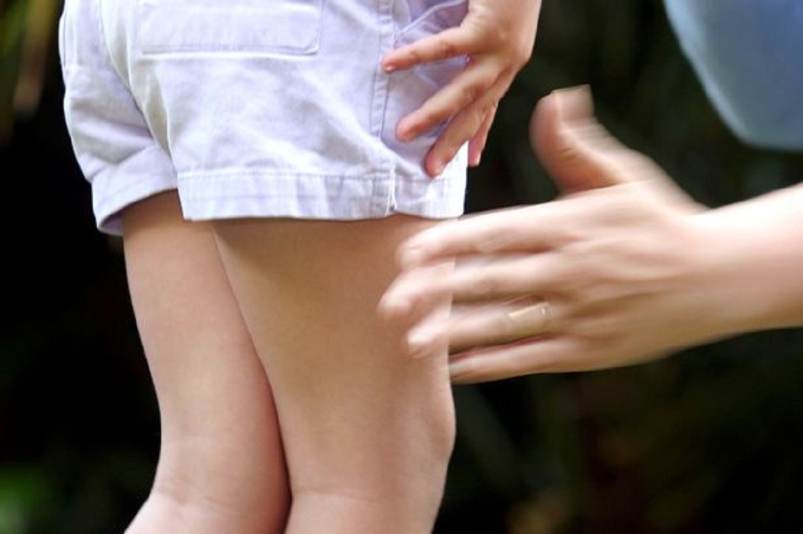 Goi canh sat den giam sat qua trinh danh con hinh anh