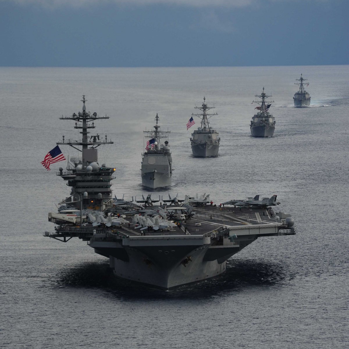 Nhom tac chien tau san bay My ho tro khong kich IS hinh anh