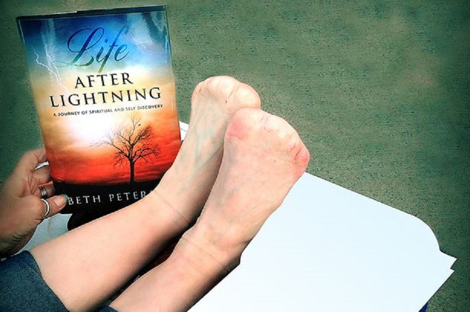 Ky uc kinh hoang sau hai lan trung set hinh anh