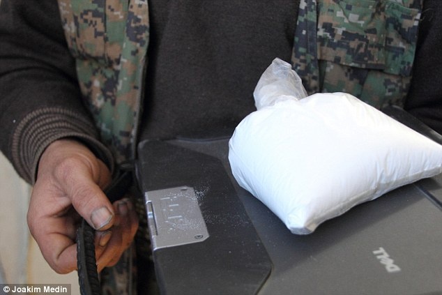 IS dung ma tuy kich thich tinh than chien dau cua binh si? hinh anh