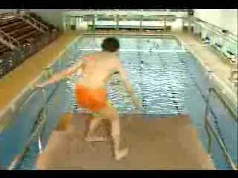 Mr.Bean kham pha be boi hinh anh