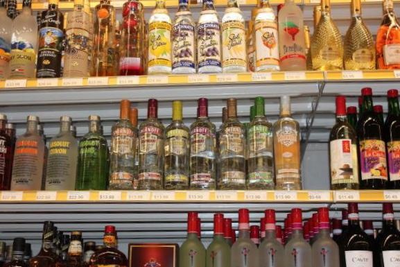 San xuat ruou gia tu phan va nuoc tieu hinh anh