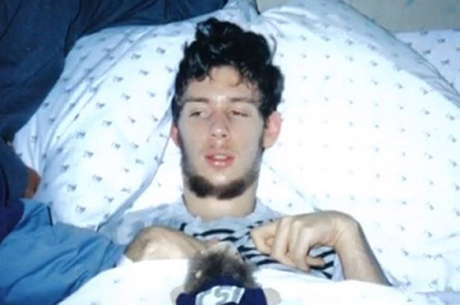 Cuoc song khon quan cua nguoi mac ket trong co the hinh anh