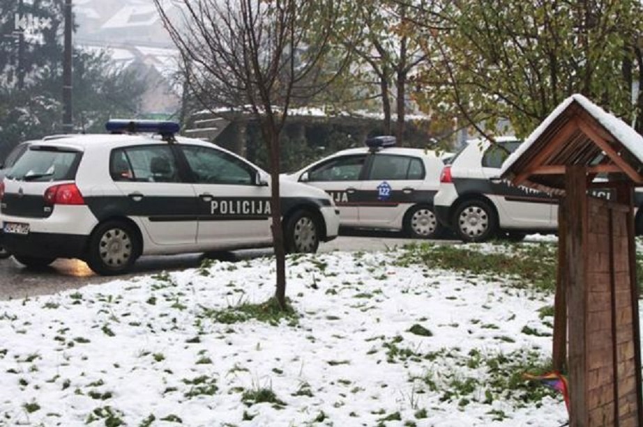 Me, con cung that co bang mot soi day vi qua ngheo hinh anh