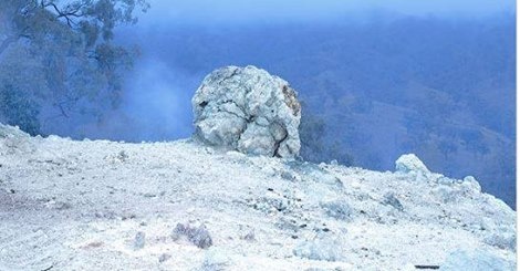 Rất nhiều du khách tới núi Cháy để chiêm ngưỡng