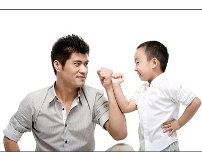 Me nhot ong Ngao vao tu roi hinh anh