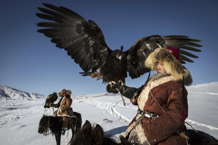 Le hoi di san cung dai bang tren thao nguyen Tan Cuong hinh anh