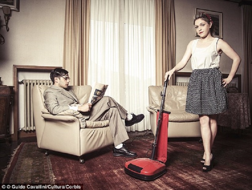 Dan ong giau luoi lam viec nha hon nguoi co thu nhap thap hinh anh