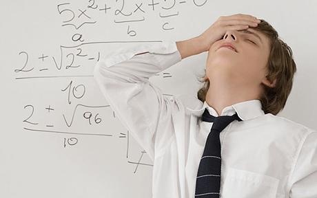 Khi hoc tro va co giao cung xuong dia nguc hinh anh