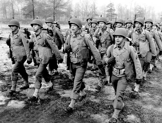 5 ngo nhan ve The chien II hinh anh