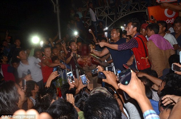 Dam dong loi nghi pham hiep dam ra khoi tu roi giet hinh anh