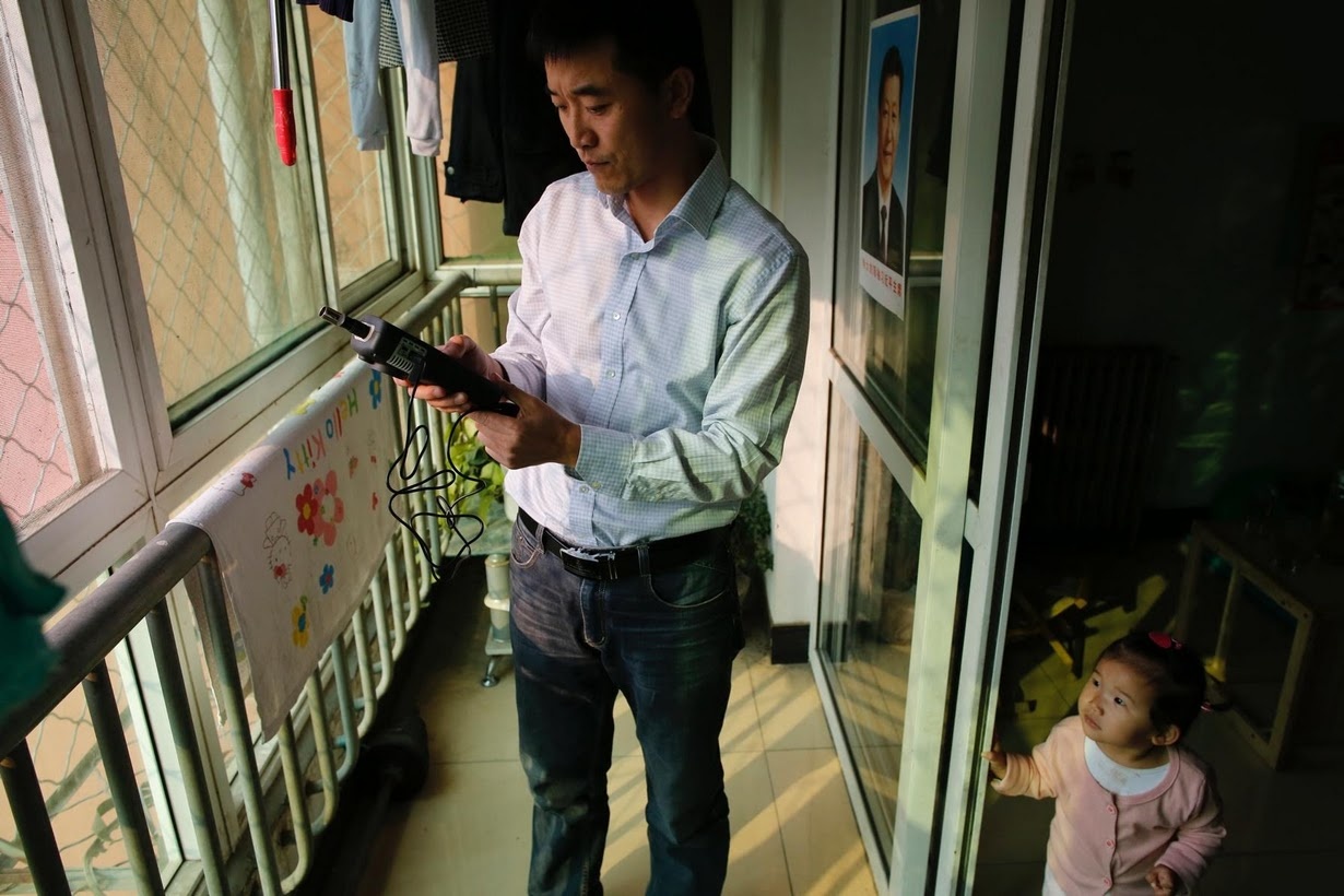 Cuoc chien gianh khi sach cua nguoi dan Bac Kinh hinh anh