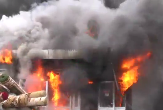 Canh lua trum kin cho Nga khien nguoi Viet bi thuong hinh anh