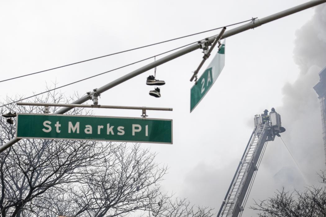 Ít nhất hai người bị thương năng vì vụ hỏa hoạn.