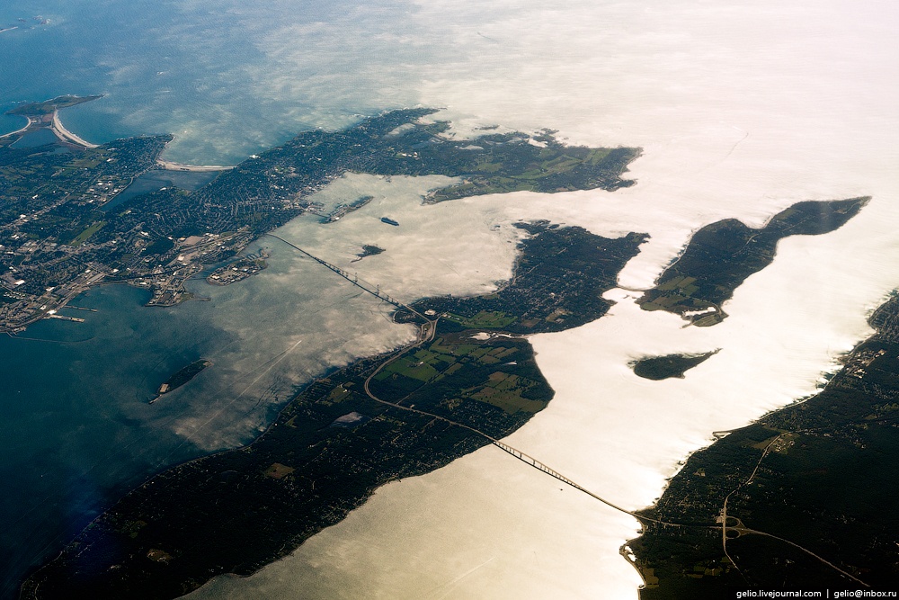 Cây cầu khổng lồ nối giữa các 