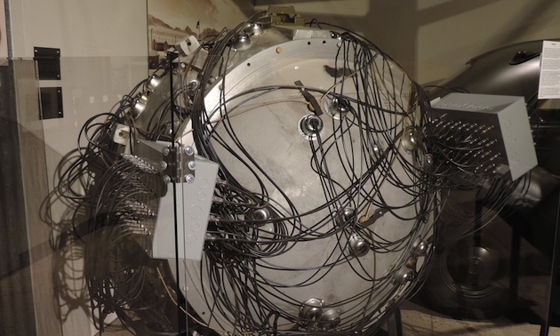 Vu thu bom nguyen tu dau tien tren the gioi hinh anh