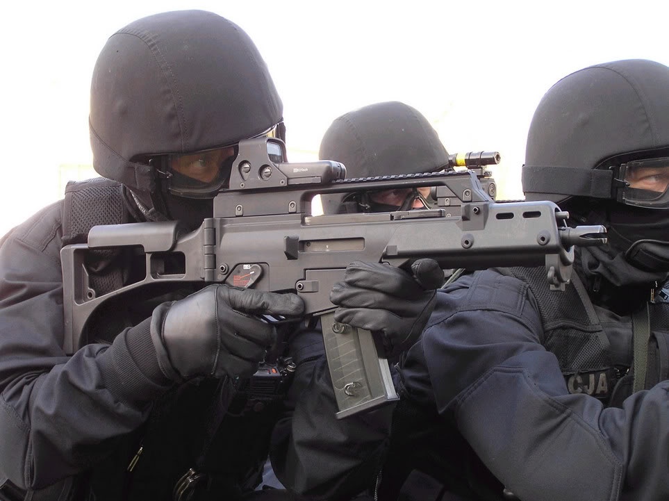 Lực lượng tác chiến đặc biệt của Hải quân Tây Ban Nha được coi là một trong những lực lượng đặc biệt được đánh giá cao nhất ở châu Âu. Đơn vị này thành lập từ năm 1952, theo mô hình đội đặc nhiệm SAS của Anh.