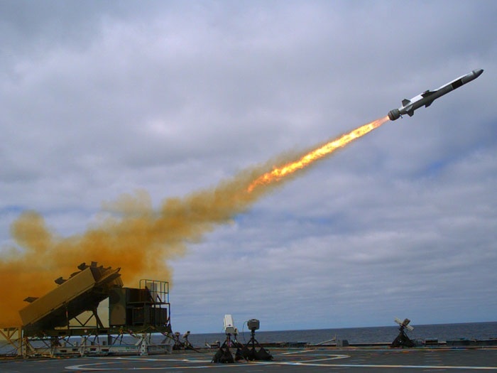 Suc manh tau chien My tuan tra Bien Dong hinh anh