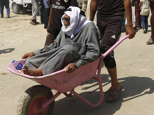 Dan thuong ngoi tren xe cut kit de chay IS hinh anh