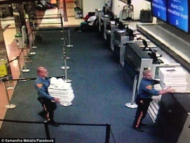 Cảnh tượng hai cảnh sát 