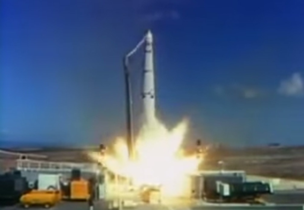 Bi mat ve du an ve tinh gian diep dau tien tren the gioi hinh anh