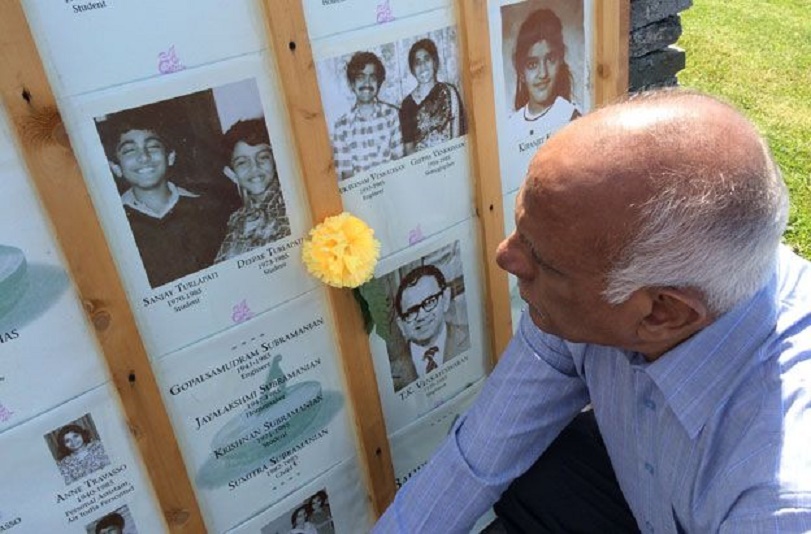 Noi dau cua hai nguoi mat con vi chuyen bay 30 nam truoc hinh anh