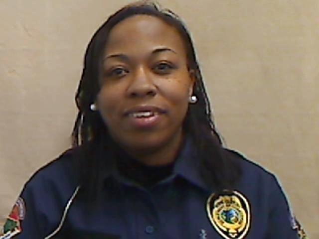 Them nu quan giao My giup tu nhan vuot nguc vi tinh cam hinh anh