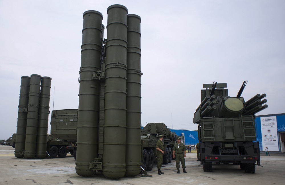 Ten lua S-400 co the lam pha san ke hoach cua NATO hinh anh