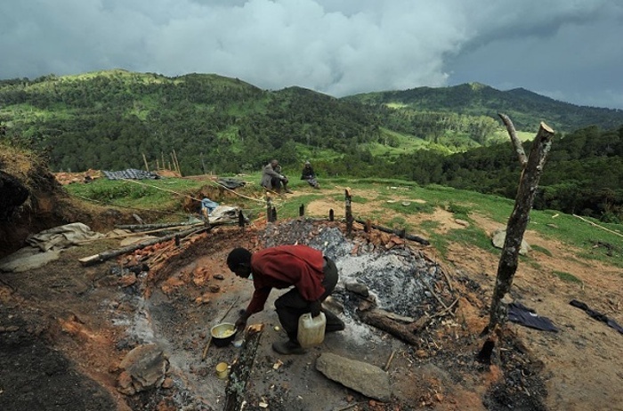 Cuoc song phieu dat cua nhung nguoi dan toc thieu so hinh anh