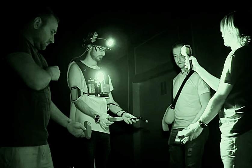 Hanh trinh tim kiem linh hon cua nhung tho san ma o Italy hinh anh