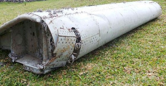 Con so bi an tren manh vo nghi cua MH370 hinh anh