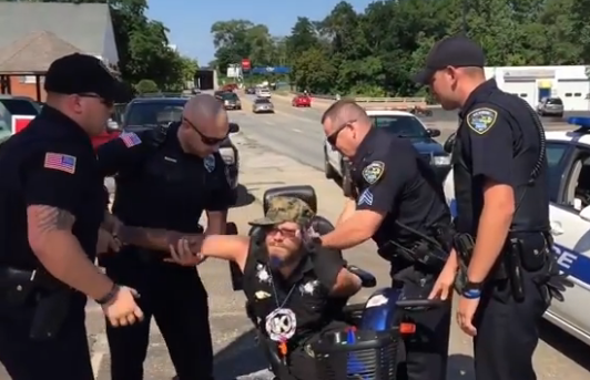 Cuoc ruot duoi cham nhat the gioi cua canh sat hinh anh