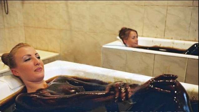 Dau mo tri benh o Azerbaijan hinh anh