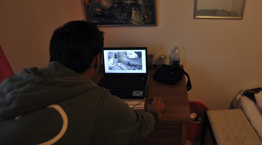 An Do ngung chan cac trang khieu dam vi dan buc xuc hinh anh