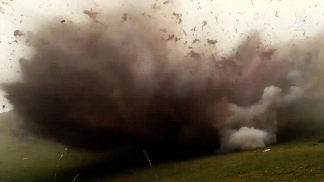 IS dung thuoc no hanh quyet tu nhan hinh anh