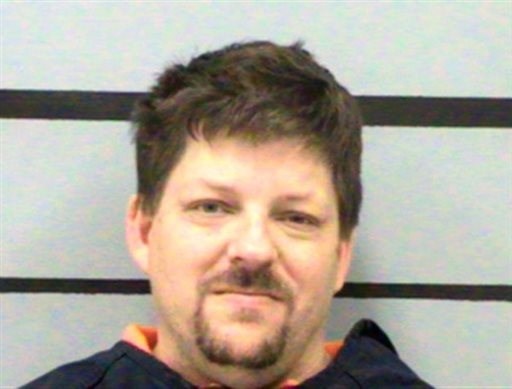 My bat giu doi tuong de doa danh bom tuong Nu than Tu do hinh anh