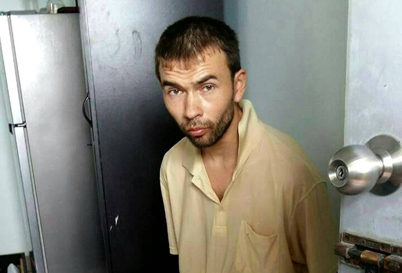 Canh sat Thai bat nghi pham danh bom nho theo doi dien thoai hinh anh