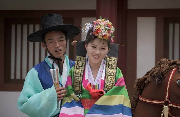 Dam cuoi truyen thong o Trieu Tien hinh anh