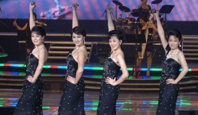 Hinh anh khac la ve nhom nhac nu tai Trieu Tien hinh anh