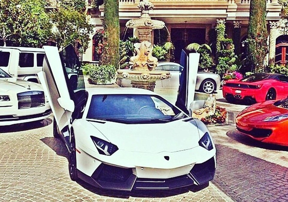 Quy tu cua chua te ma tuy khoe cua tren mang xa hoi hinh anh