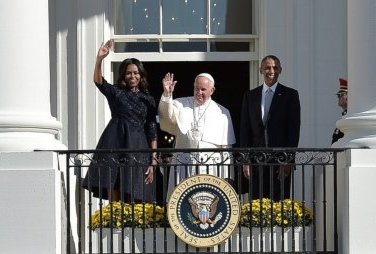 ​Tong thong Obama va Giao hoang tang gi cho nhau? hinh anh